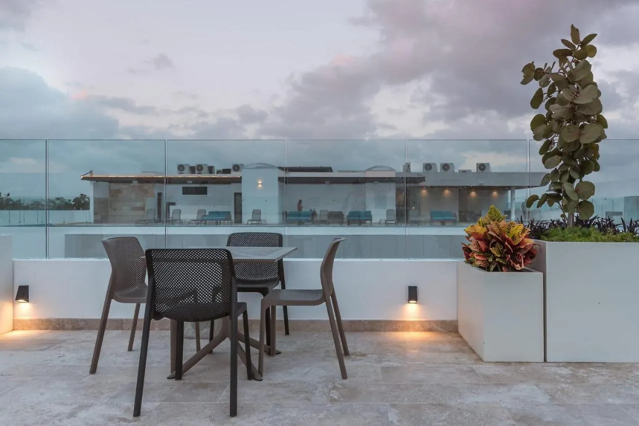 2Br In Top Location, Condo Ipana Brand New, High Speed Wifi, 3 Rooftop Pools, Gym And Rooftop Bar With Ocean View Playa del Carmen